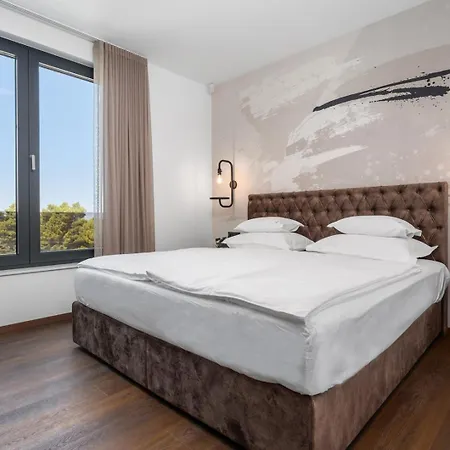 וילה Seafront Kiara With 5 En-suite Bedrooms In